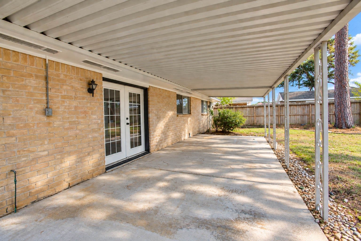 16131 Forest Way Drive, Houston, TX 77090 Another view of the cooling back patio.