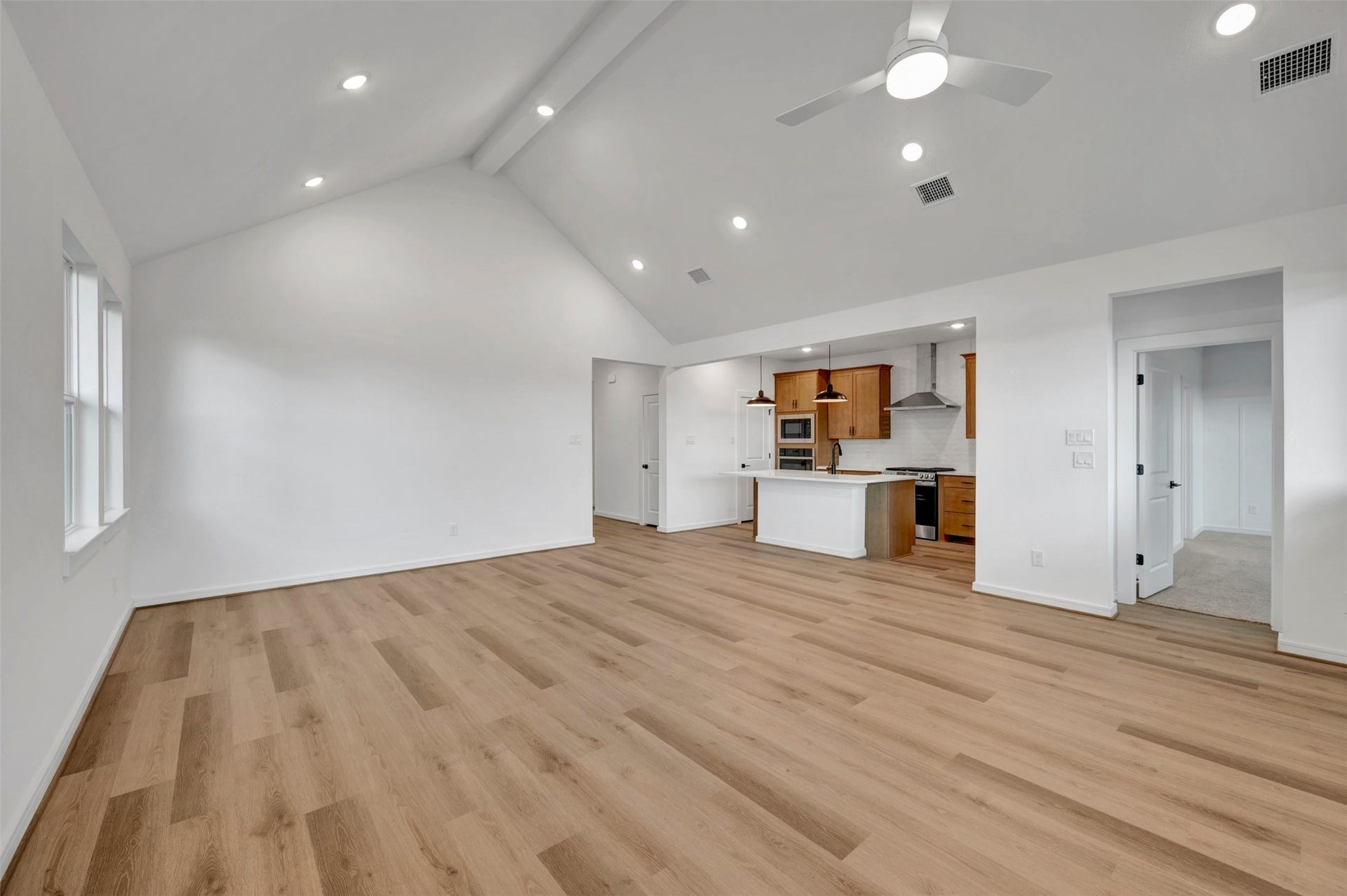 29443 Oaklawn View Drive, Waller, TX 77484 Open living area (*Photo not of actual home and used for illustration purposes only.)