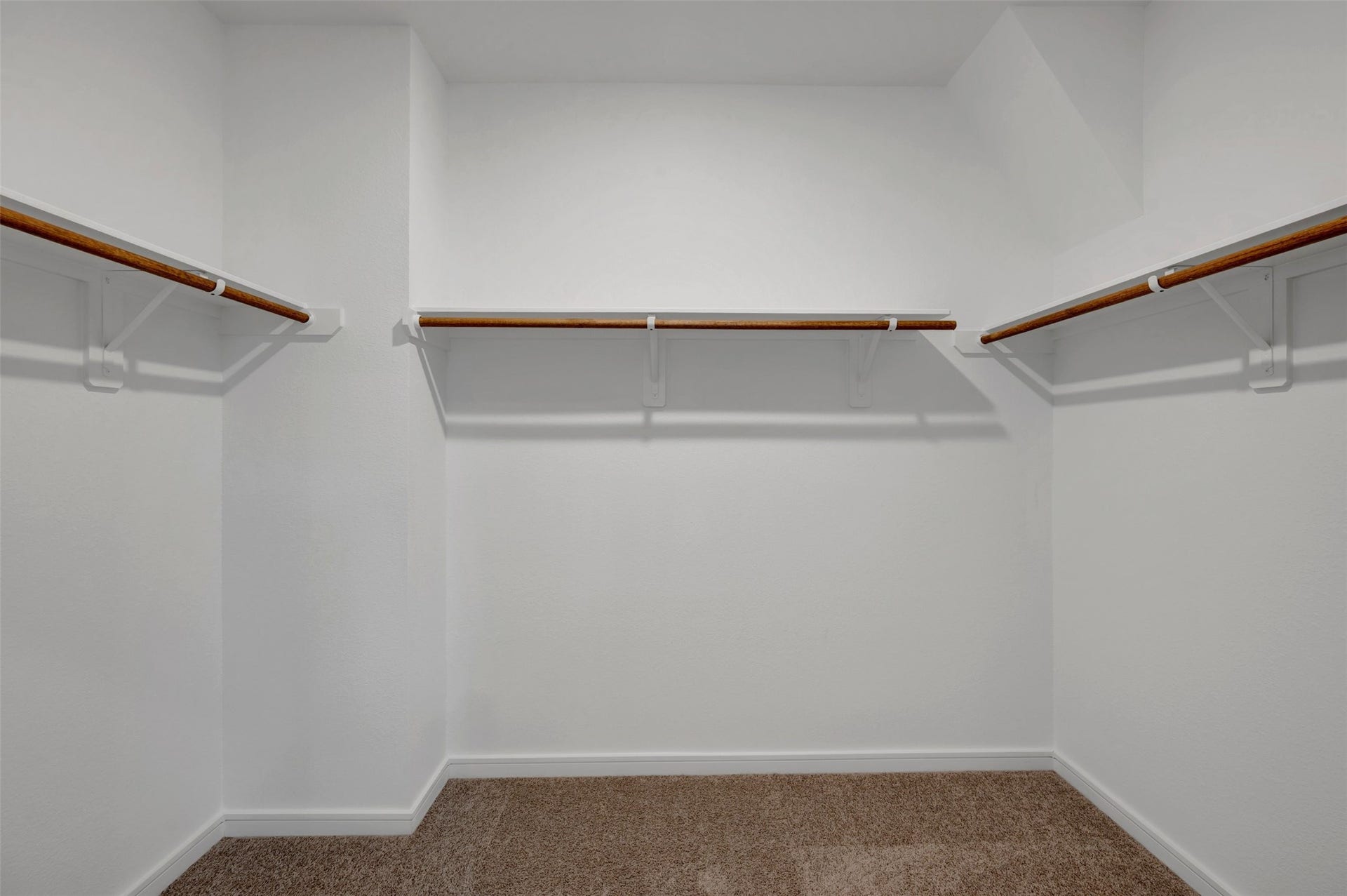 29443 Oaklawn View Drive, Waller, TX 77484 Primary walk-in closet (*Photo not of actual home and used for illustration purposes only.)