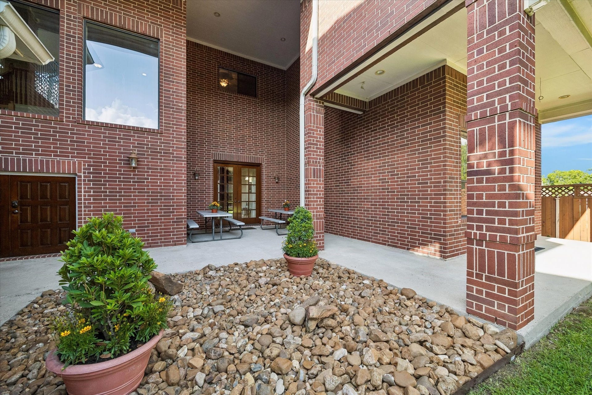 3912 Roseneath Drive, Houston, TX 77021