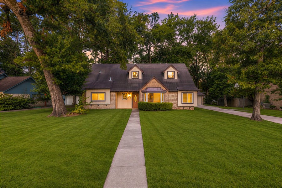 Property photo for 26215 Oakhurst Drive, Spring, TX