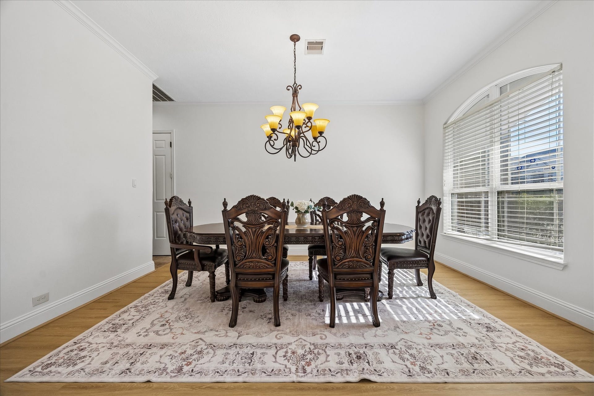 6119 Apple Bluff, Sugar Land, TX 77479 6119 Apple Bluff, Sugar Land, TX 77479