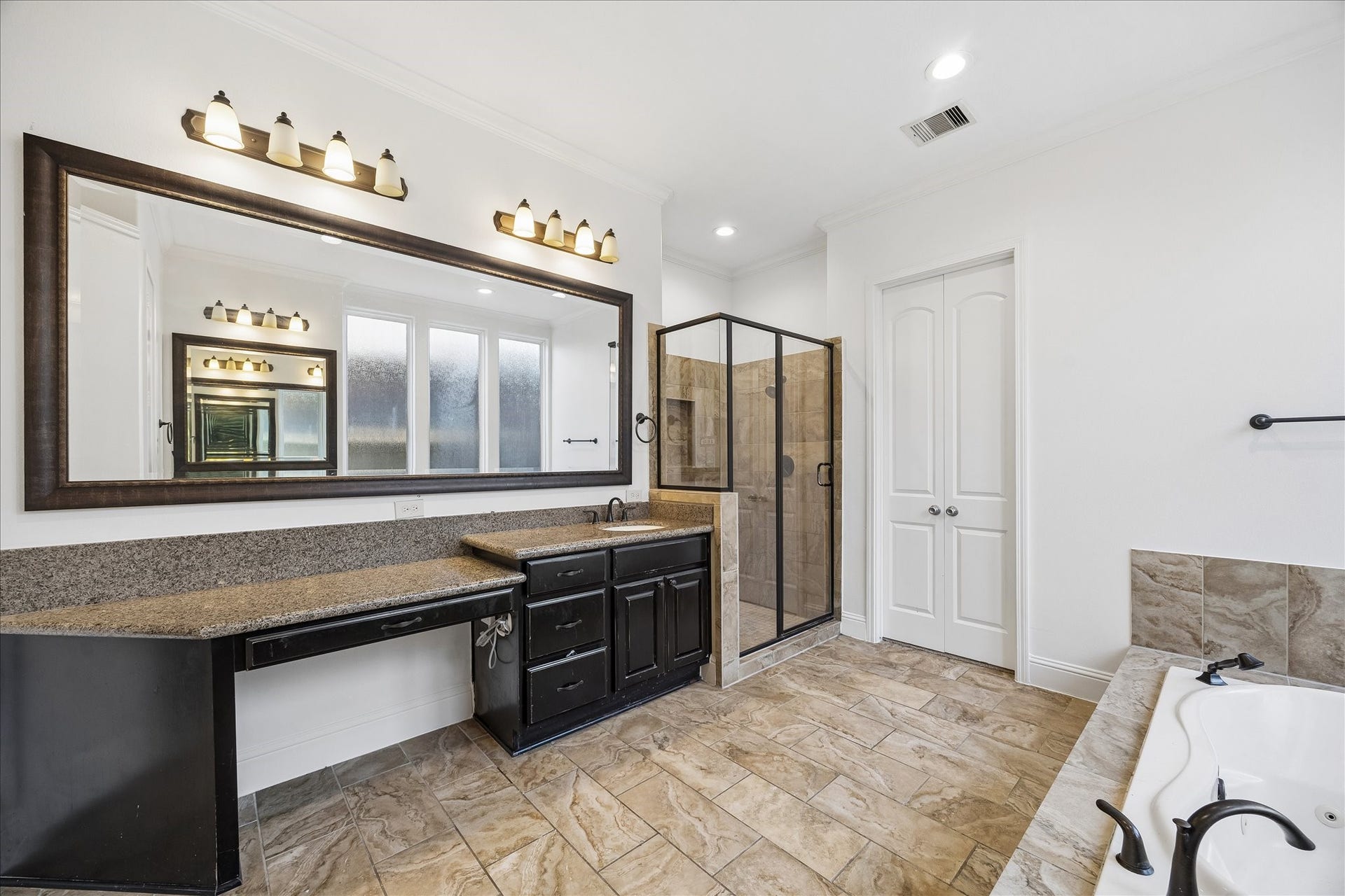 6119 Apple Bluff, Sugar Land, TX 77479 6119 Apple Bluff, Sugar Land, TX 77479