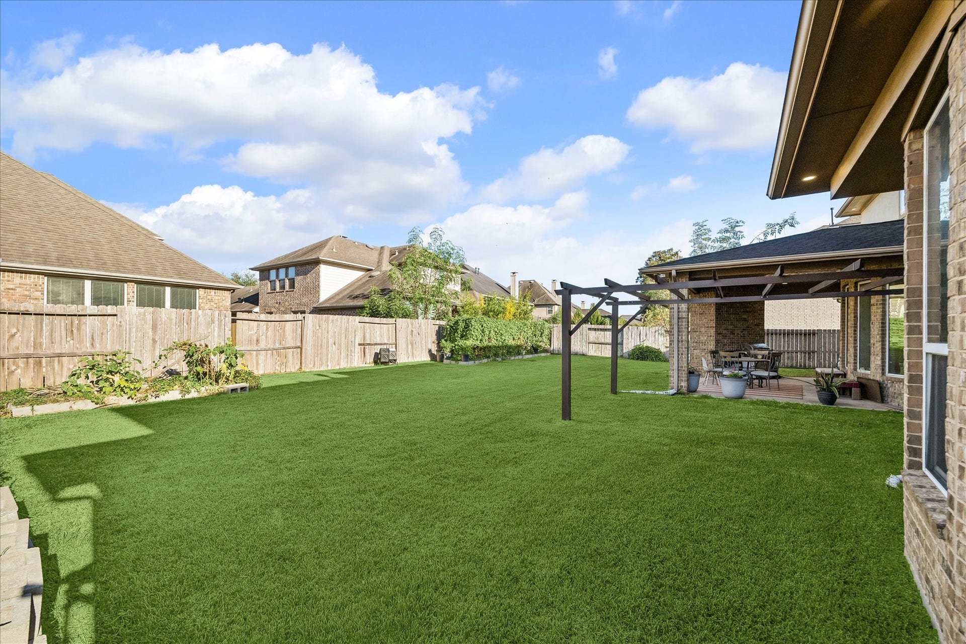 6119 Apple Bluff, Sugar Land, TX 77479 6119 Apple Bluff, Sugar Land, TX 77479
