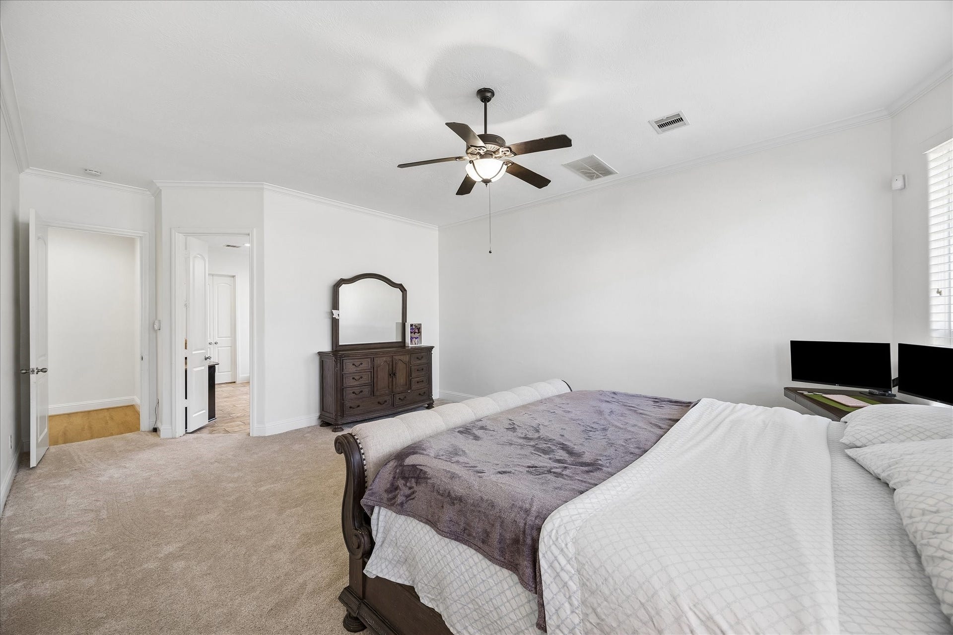 6119 Apple Bluff, Sugar Land, TX 77479 6119 Apple Bluff, Sugar Land, TX 77479