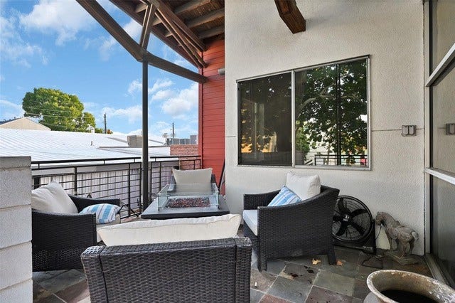 1411 Edwards Street, Houston, TX 77007 1411 Edwards Street, Houston, TX 77007