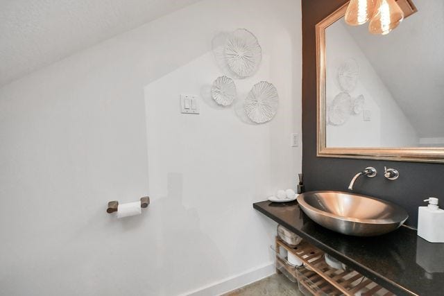1411 Edwards Street, Houston, TX 77007 1411 Edwards Street, Houston, TX 77007
