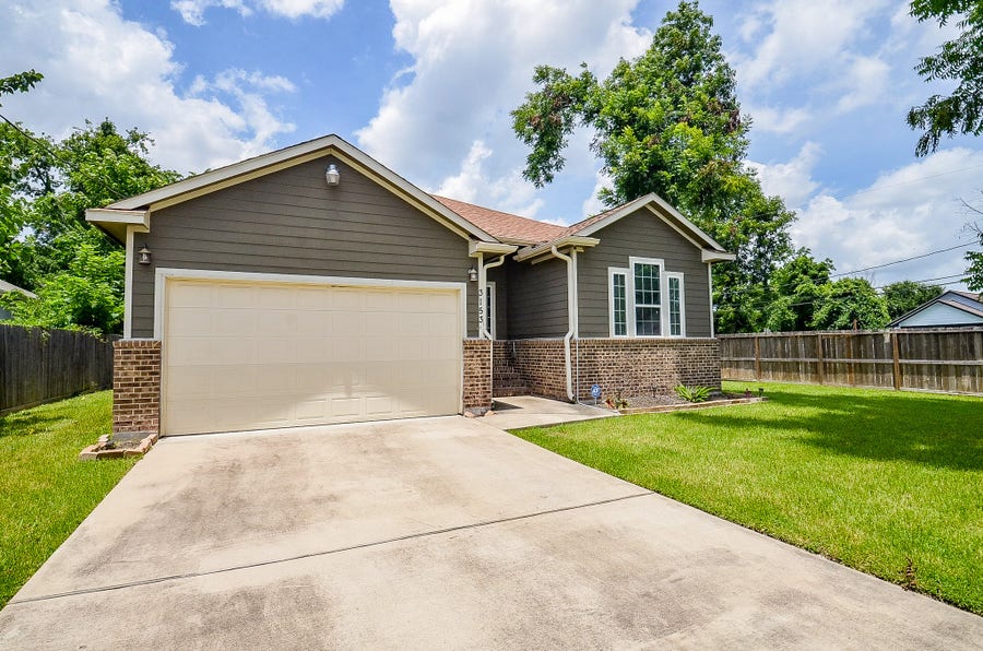 Property photo for 3153 Christie Street, Houston, TX