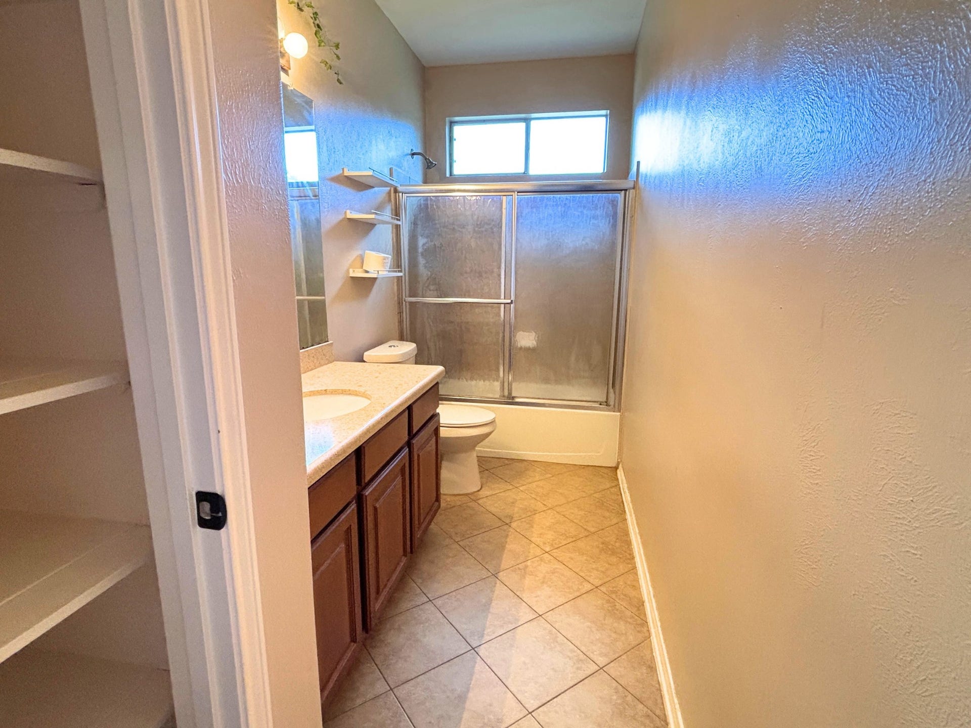 2718 Legends Ranch Drive, Spring, TX 77386 2718 Legends Ranch Drive, Spring, TX 77386