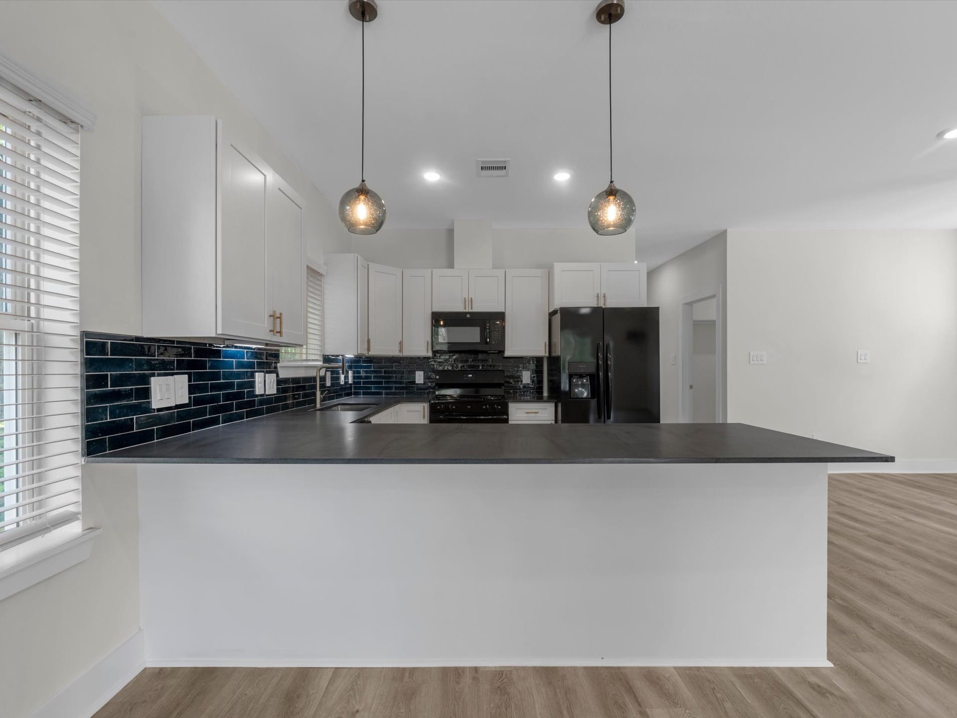 Counter seating