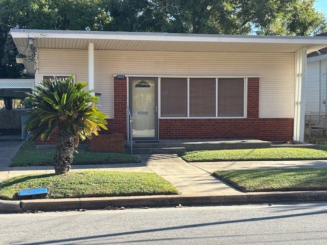 Property photo for 3905 Avenue R, Galveston, TX