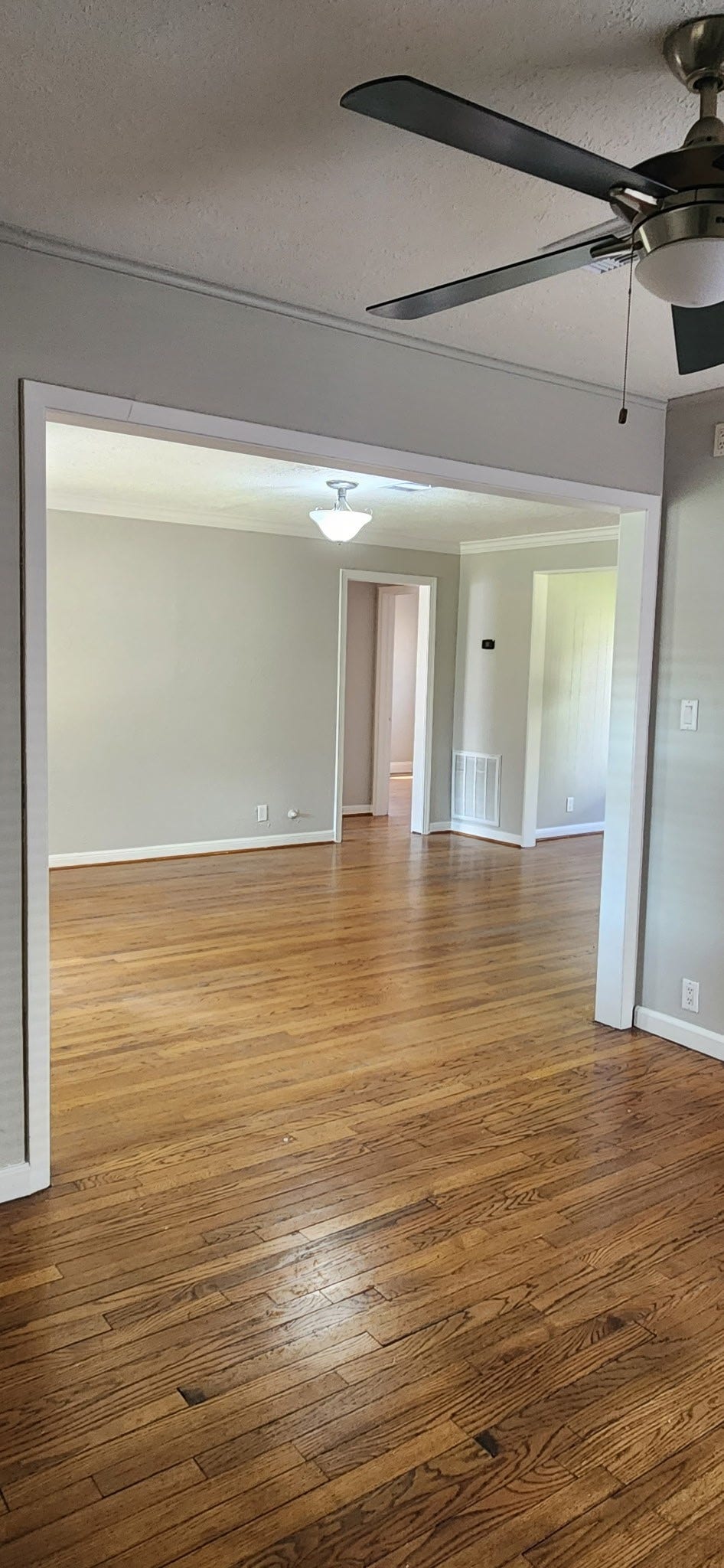 1807 Angeline Street, Houston, TX 77009 1807 Angeline Street, Houston, TX 77009