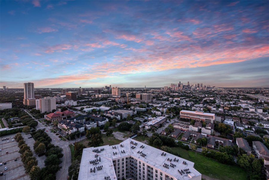 Property photo for 1701 Hermann Drive Drive, #27CE, Houston, TX