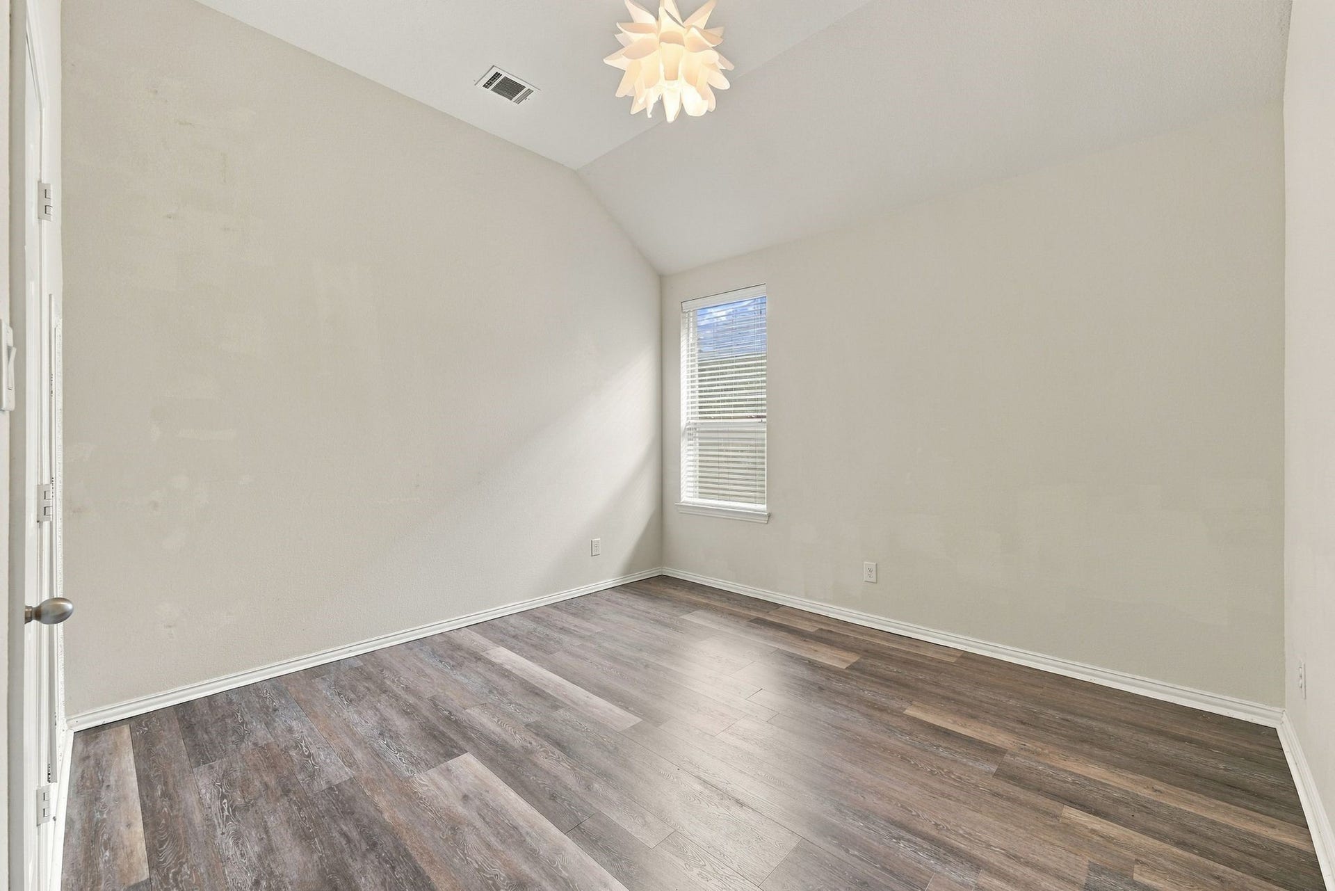 8319 Floating Heart Court, Conroe, TX 77385 Secondary bedroom 3