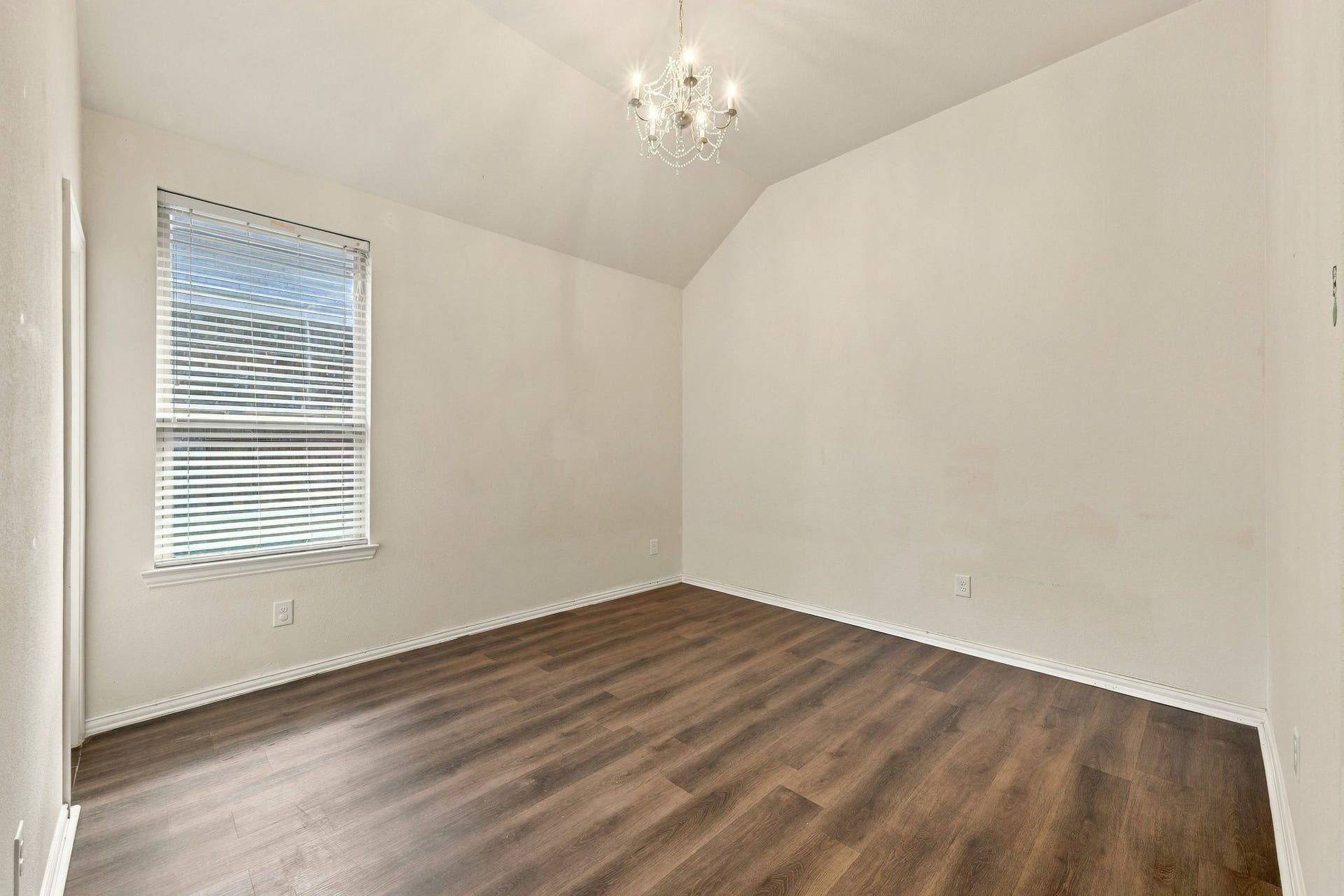 8319 Floating Heart Court, Conroe, TX 77385 Secondary bedroom 2