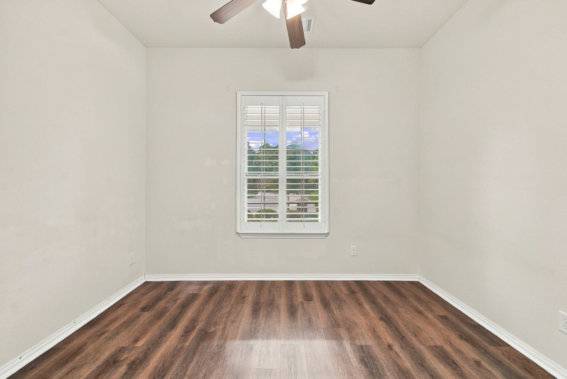 8319 Floating Heart Court, Conroe, TX 77385 Secondary bedroom 1