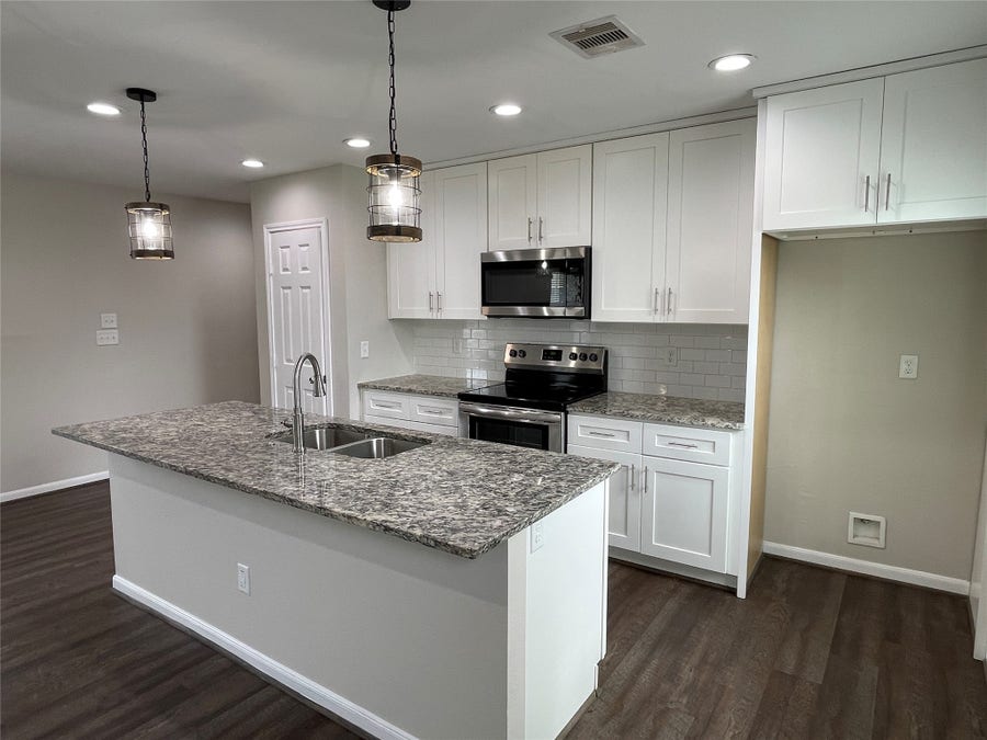 Property photo for 3340 Simmons Street, Houston, TX