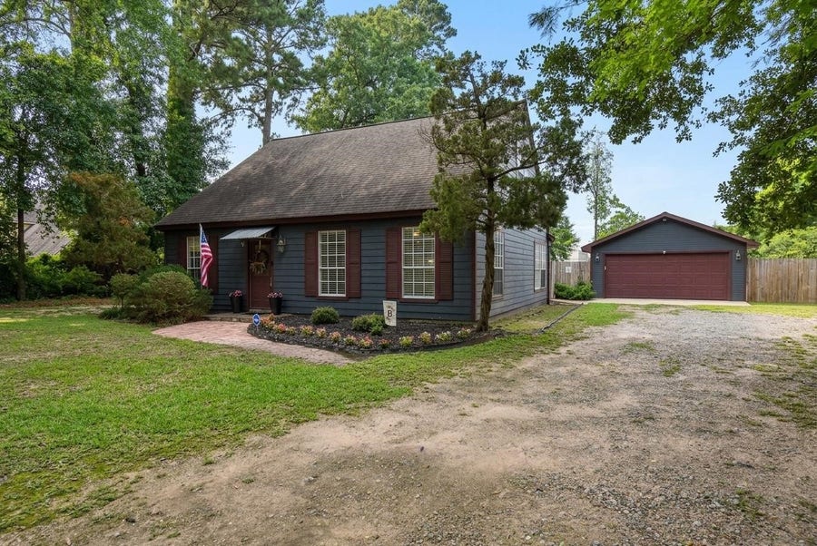 Property photo for 11014 Indian Trails Drive, Tomball, TX