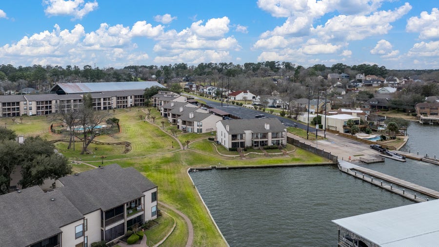 Property photo for 203 Lakeview Terrace, #B, Montgomery, TX