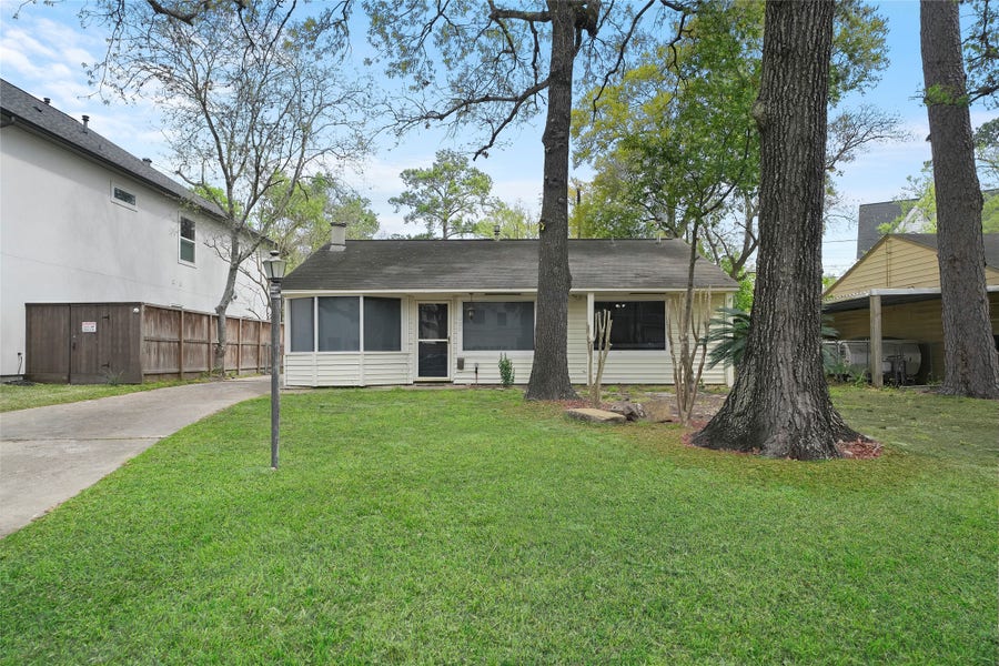 Property photo for 930 42nd Street, Houston, TX