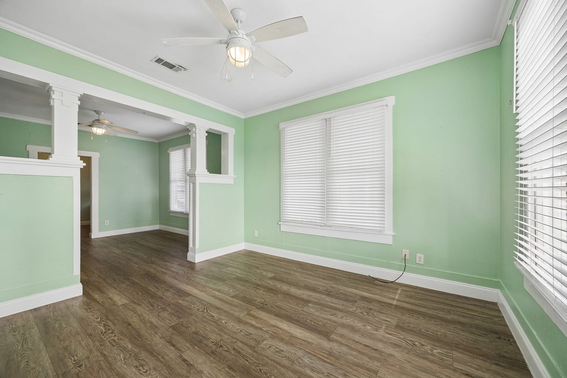 2411 37th Street, Galveston, TX 77550 2411 37th Street, Galveston, TX 77550
