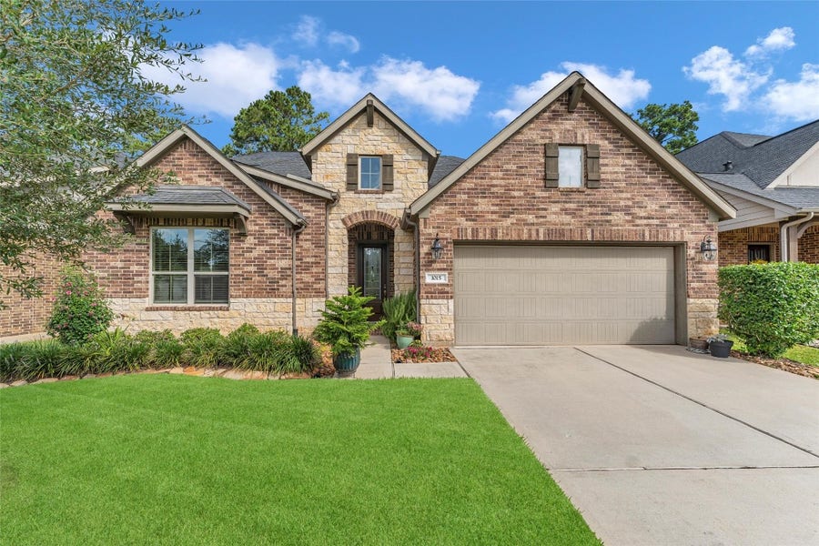 Property photo for 1015 Ginger Glade Lane, Pinehurst, TX