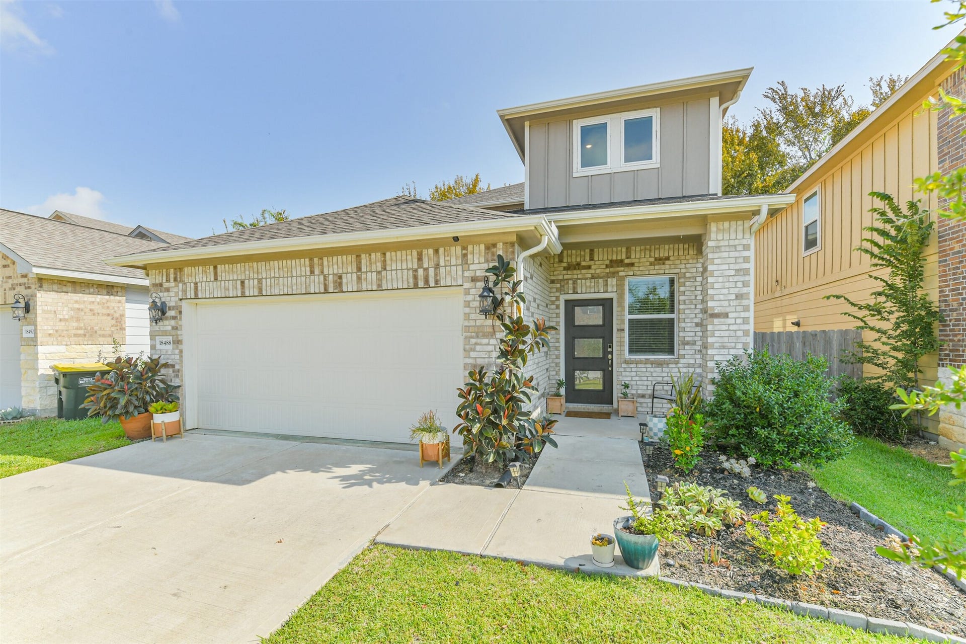 18488 Sunrise Maple Drive, Conroe, TX 77316