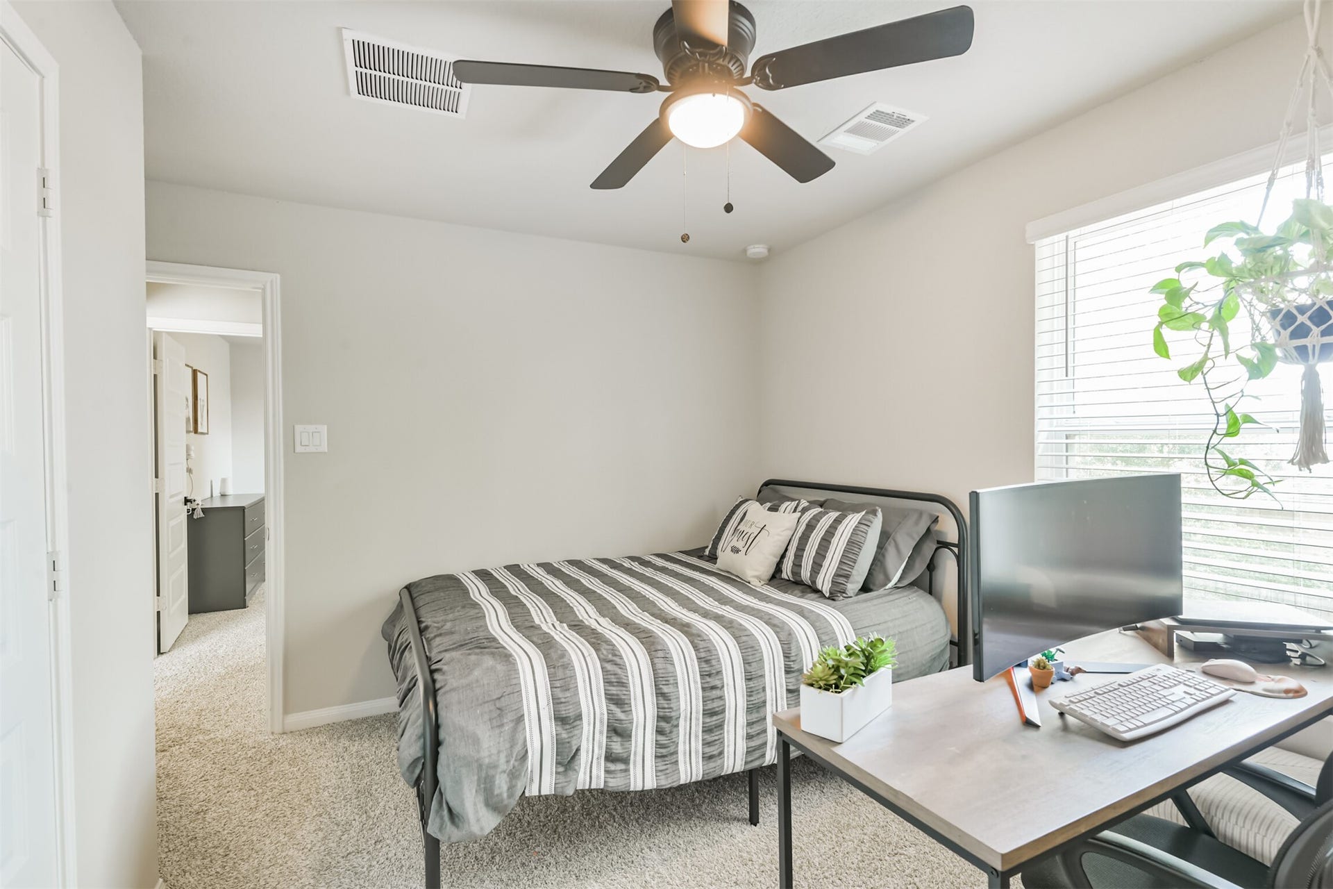 18488 Sunrise Maple Drive, Conroe, TX 77316