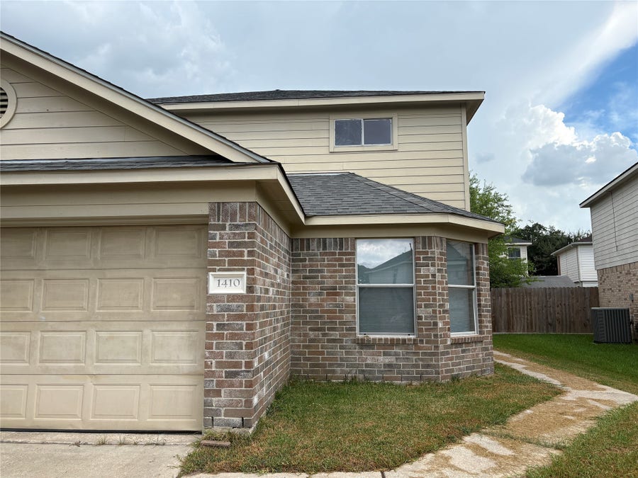 Property photo for 1410 Seafield Drive, Channelview, TX