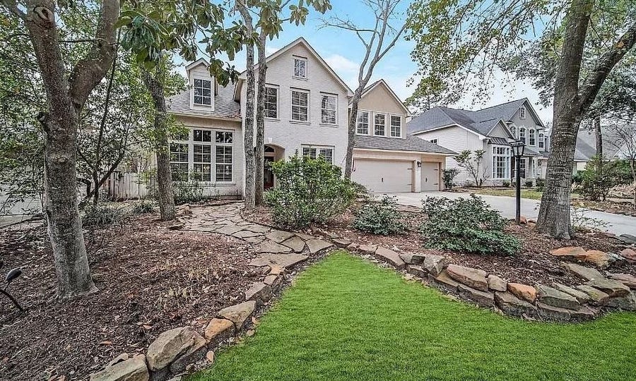 Property photo for 11 Sunspree Place, The Woodlands, TX