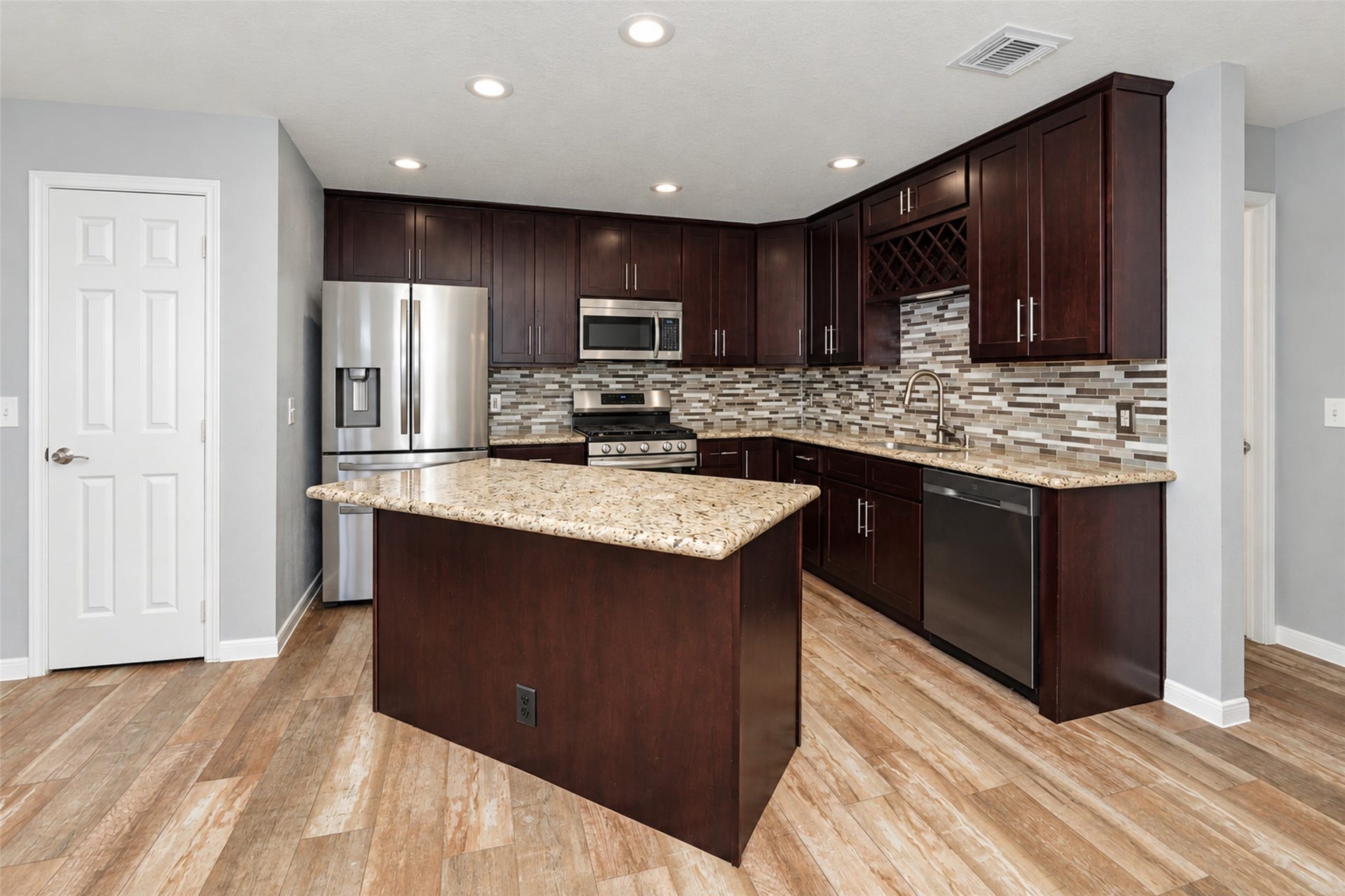 21203 Somerset Park Lane, Katy, TX 77450 Kitchen