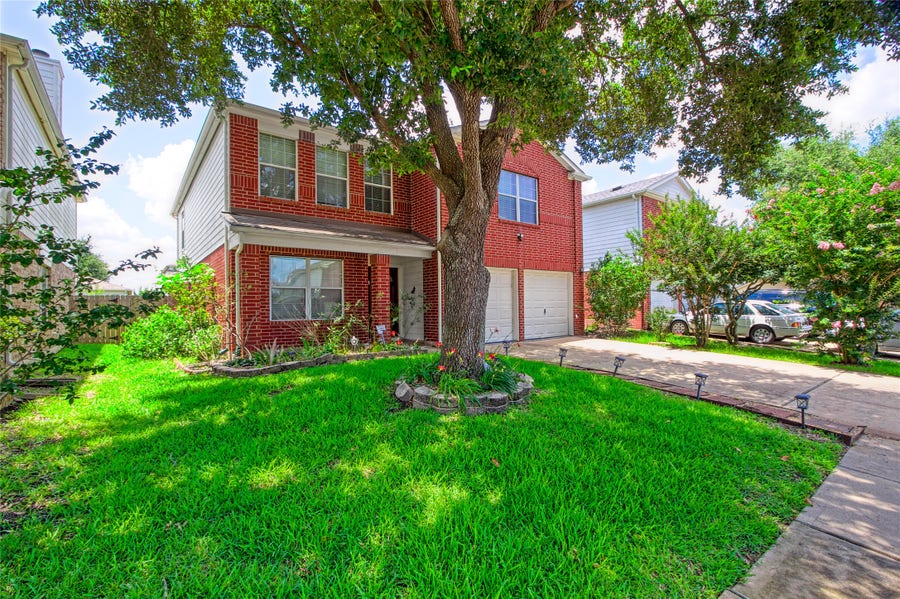 Property photo for 10306 Logan Bridge Lane, Sugar Land, TX