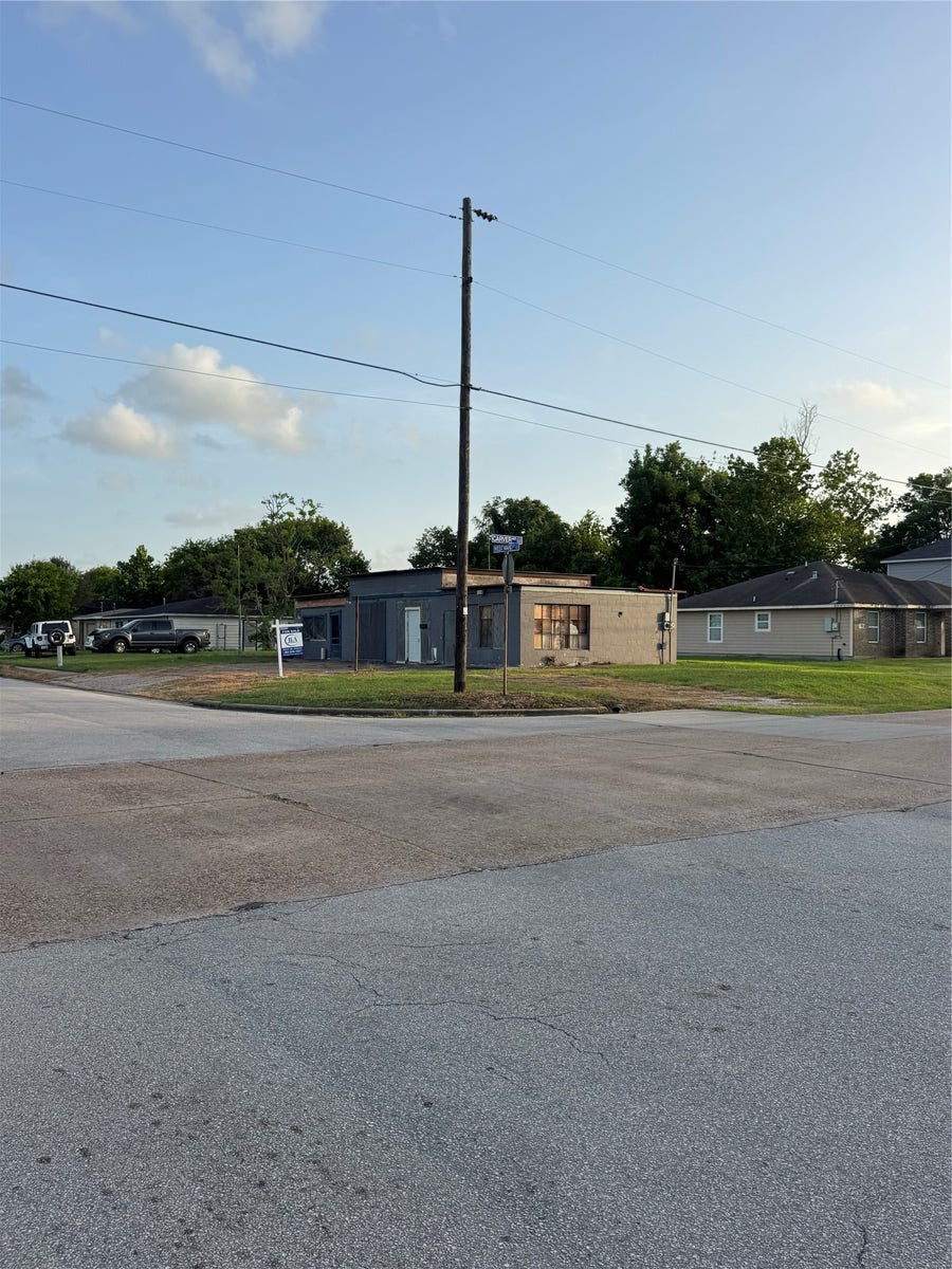 Property photo for 3 S Westward Street, Texas City, TX