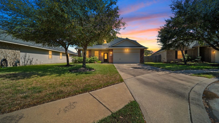 Property photo for 16710 Moss Green Court, Cypress, TX