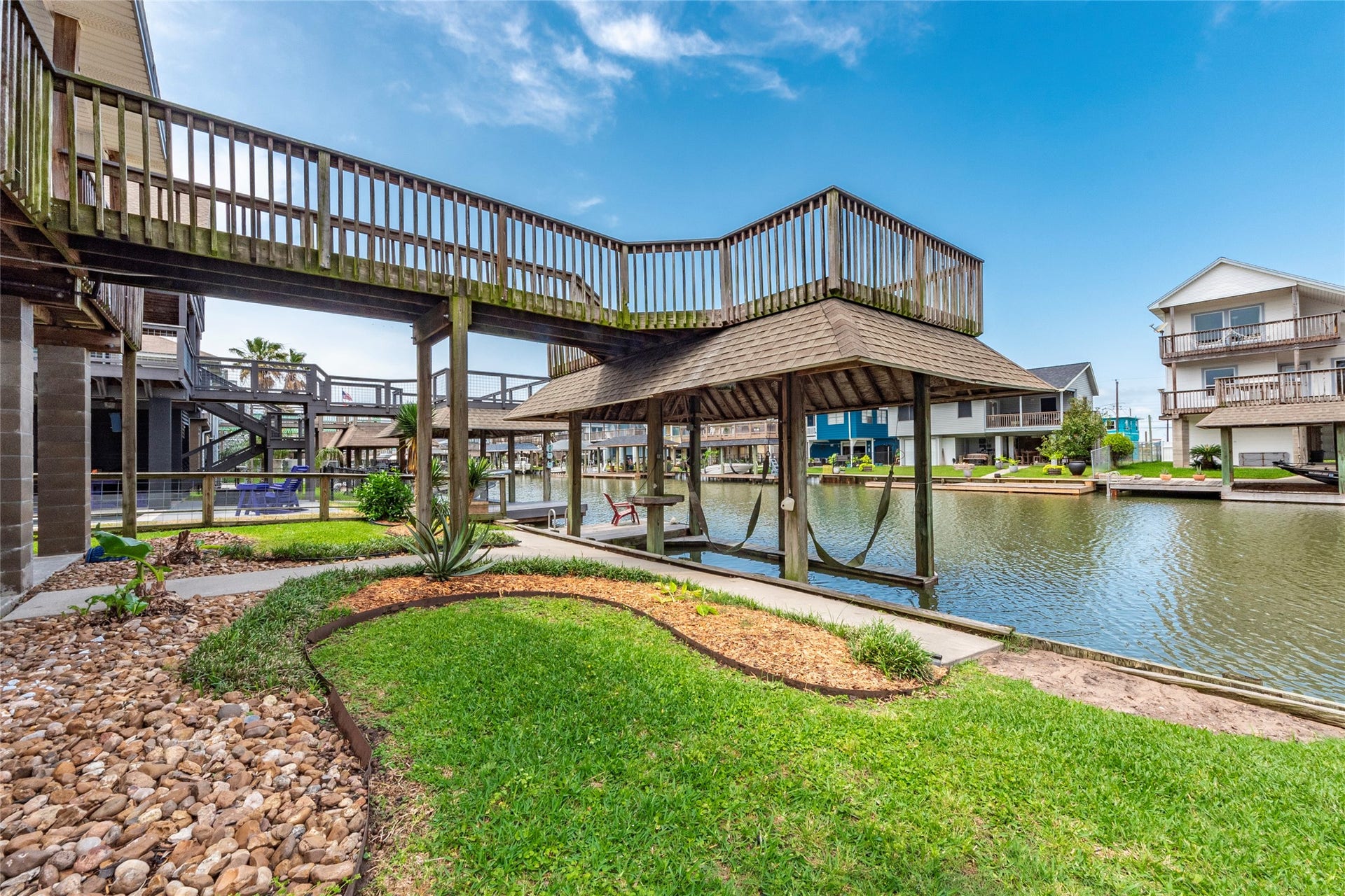 70 Tarpon Street, Bayou Vista, TX 77563 70 Tarpon Street, Bayou Vista, TX 77563