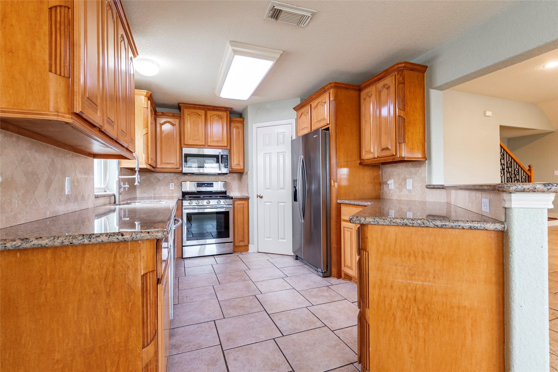 70 Tarpon Street, Bayou Vista, TX 77563 70 Tarpon Street, Bayou Vista, TX 77563