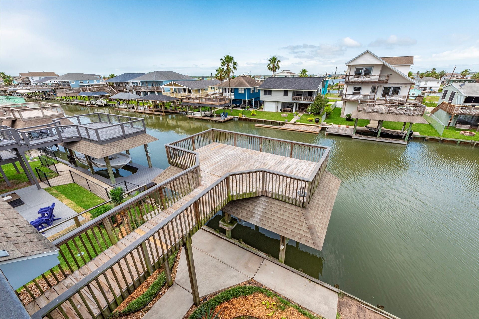 70 Tarpon Street, Bayou Vista, TX 77563 70 Tarpon Street, Bayou Vista, TX 77563