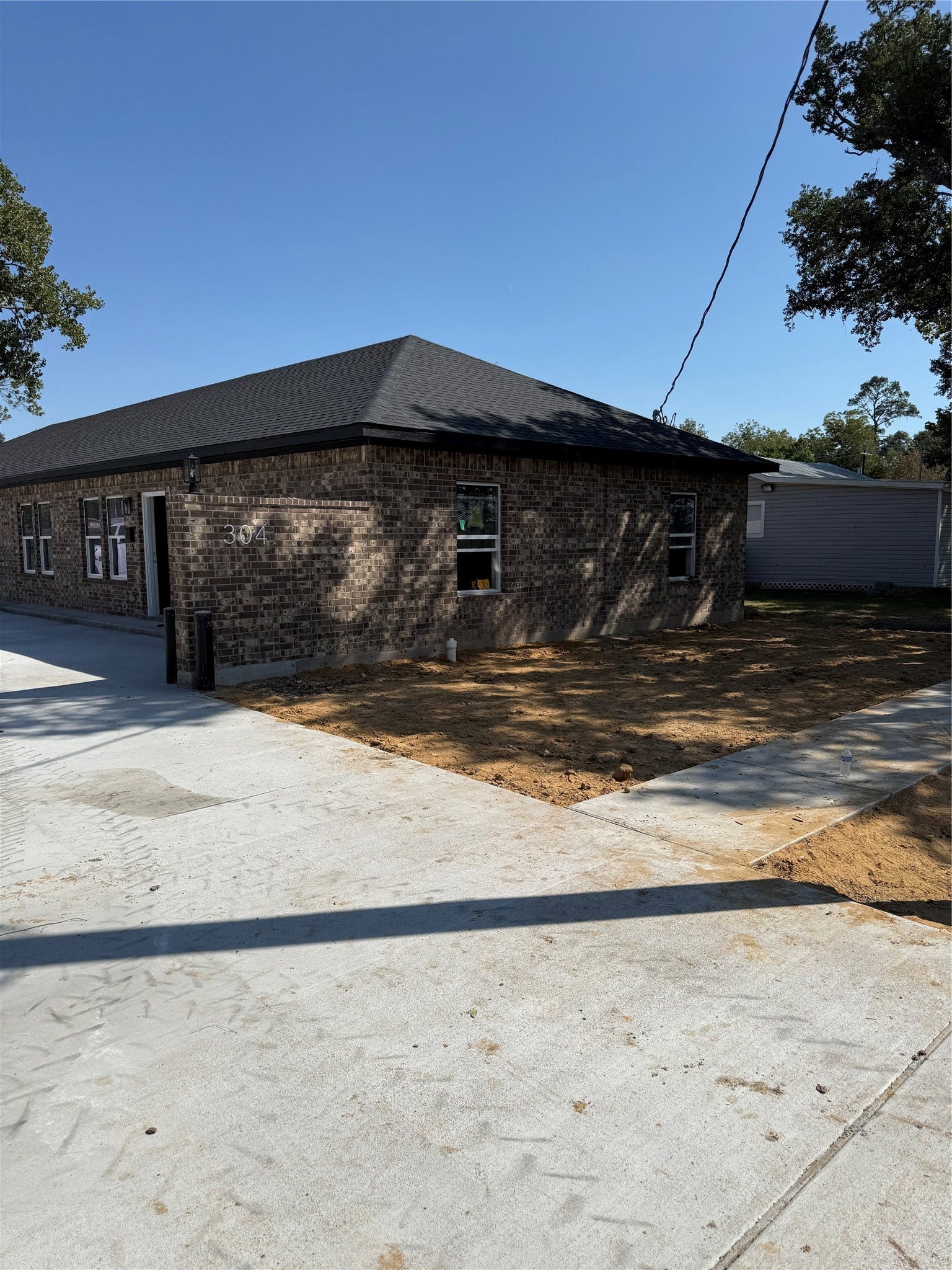 304 N N Ormsby Street, Alvin, TX 77511 304 N N Ormsby Street, Alvin, TX 77511