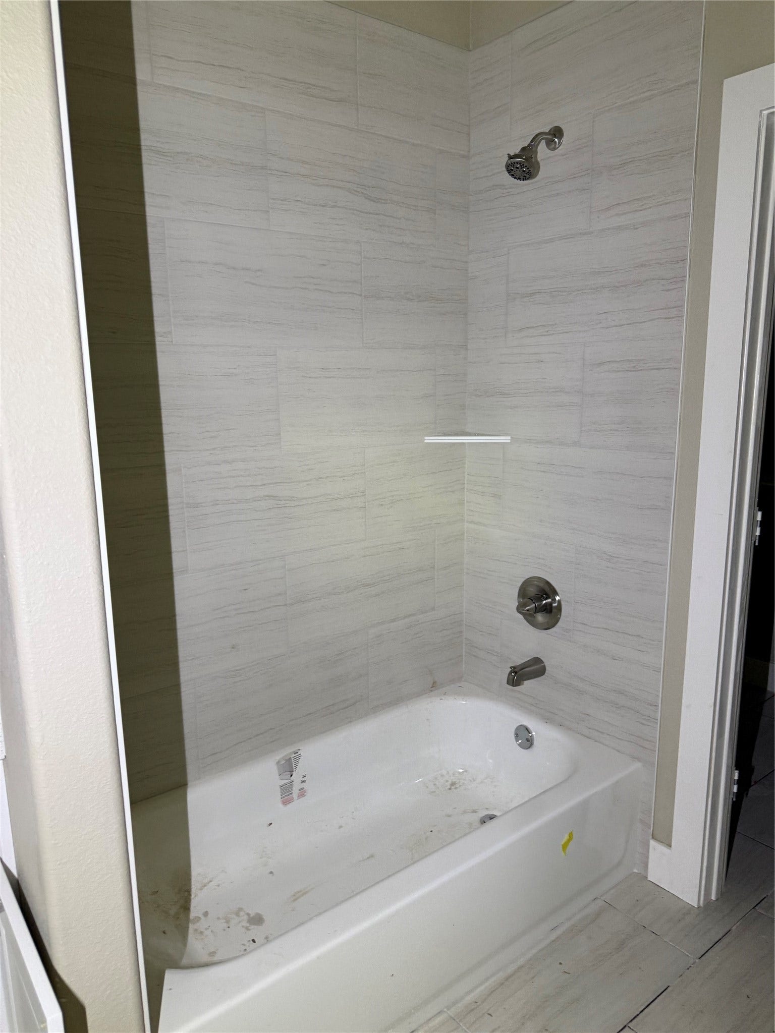 304 N N Ormsby Street, Alvin, TX 77511 Master bathroom with large walk-in closet