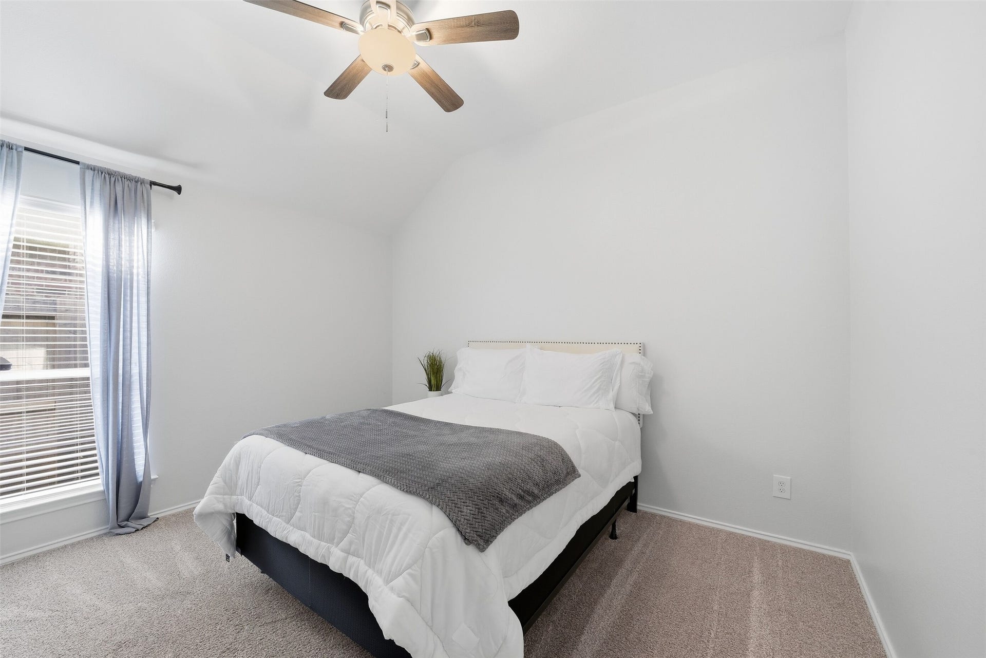 28210 Everett Knolls Drive, Katy, TX 77494