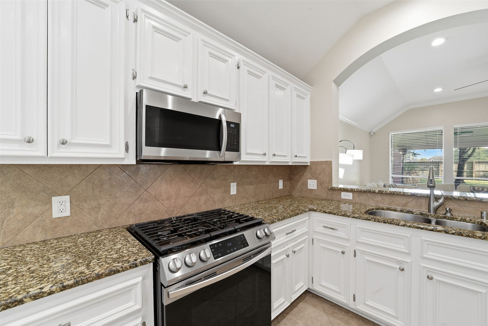 28210 Everett Knolls Drive, Katy, TX 77494