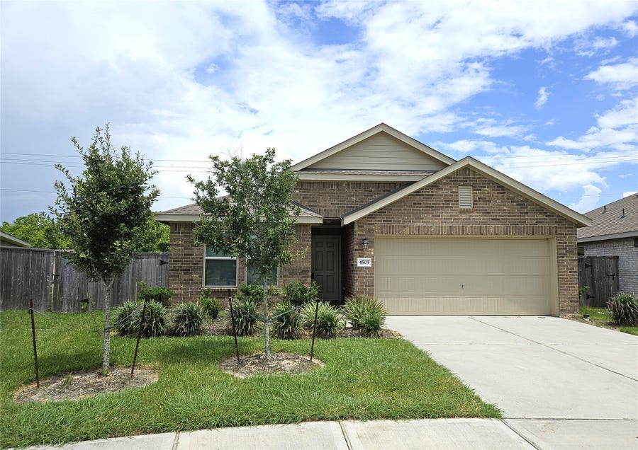 Property photo for 4503 Summer Teton Trail Trail, Baytown, TX