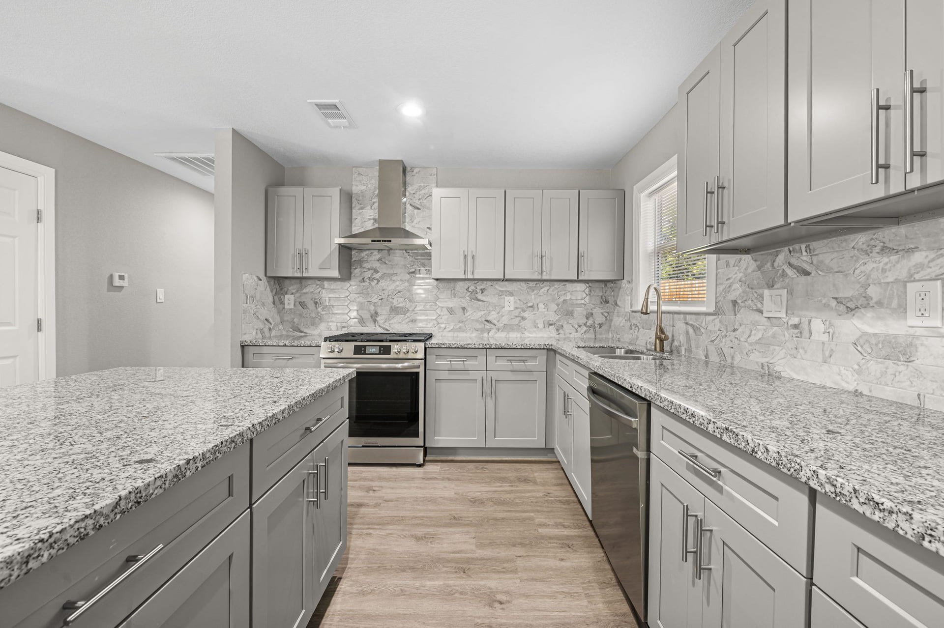 5602 Oriole Street, Houston, TX 77017