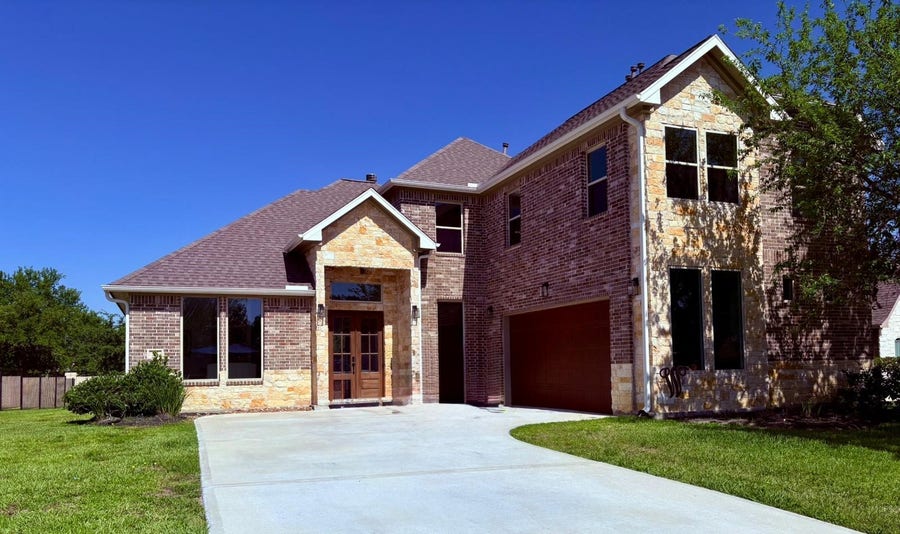 Property photo for 55 Ruskin Drive W, Montgomery, TX