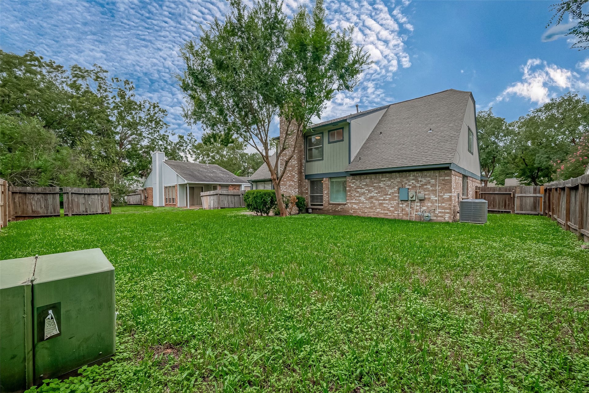 3022 Sam Houston Drive, Sugar Land, TX 77479