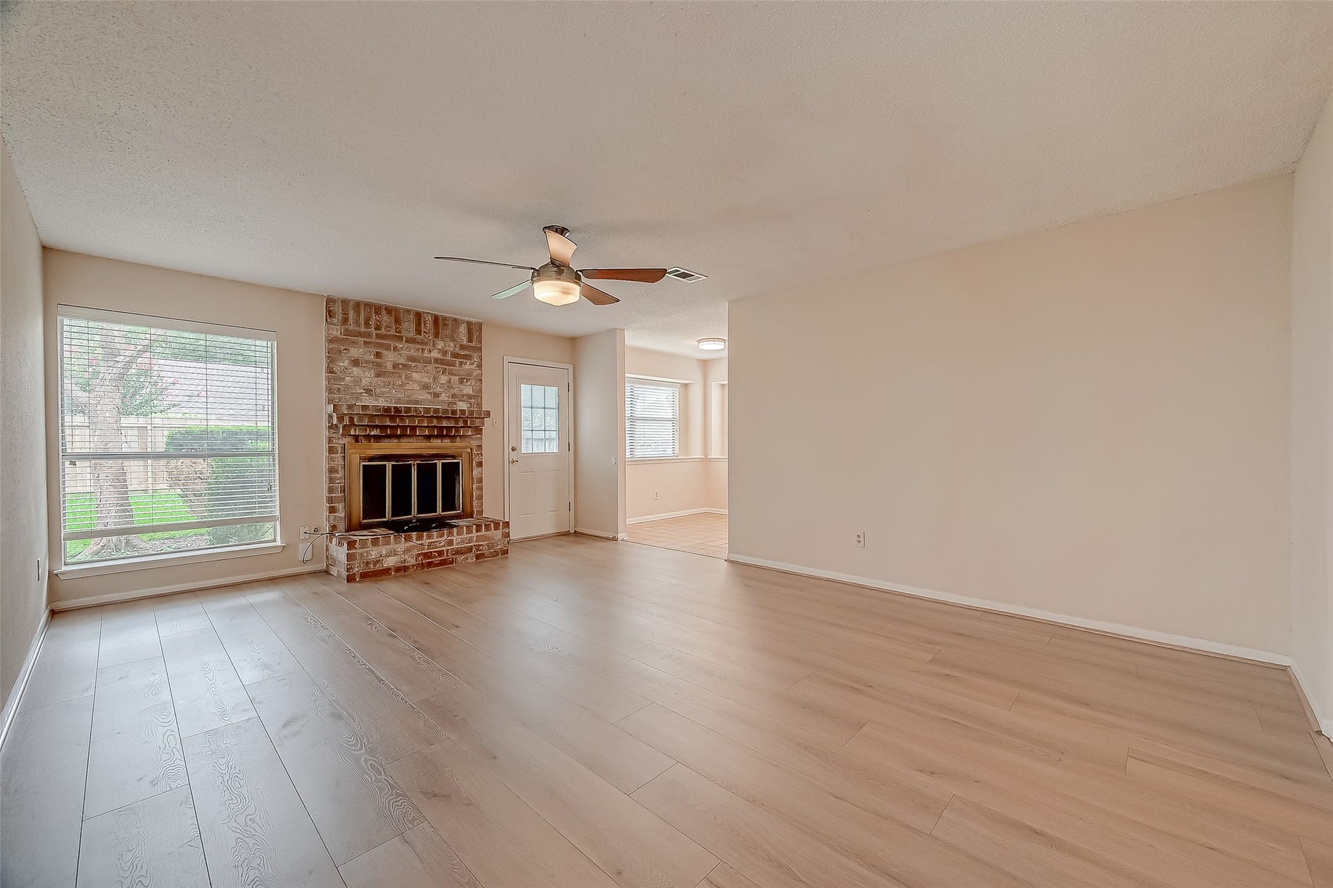 3022 Sam Houston Drive, Sugar Land, TX 77479