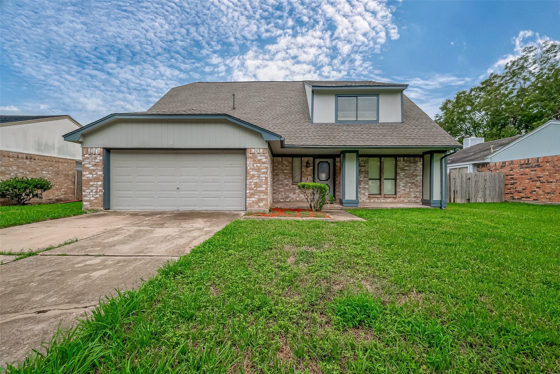 3022 Sam Houston Drive, Sugar Land, TX 77479