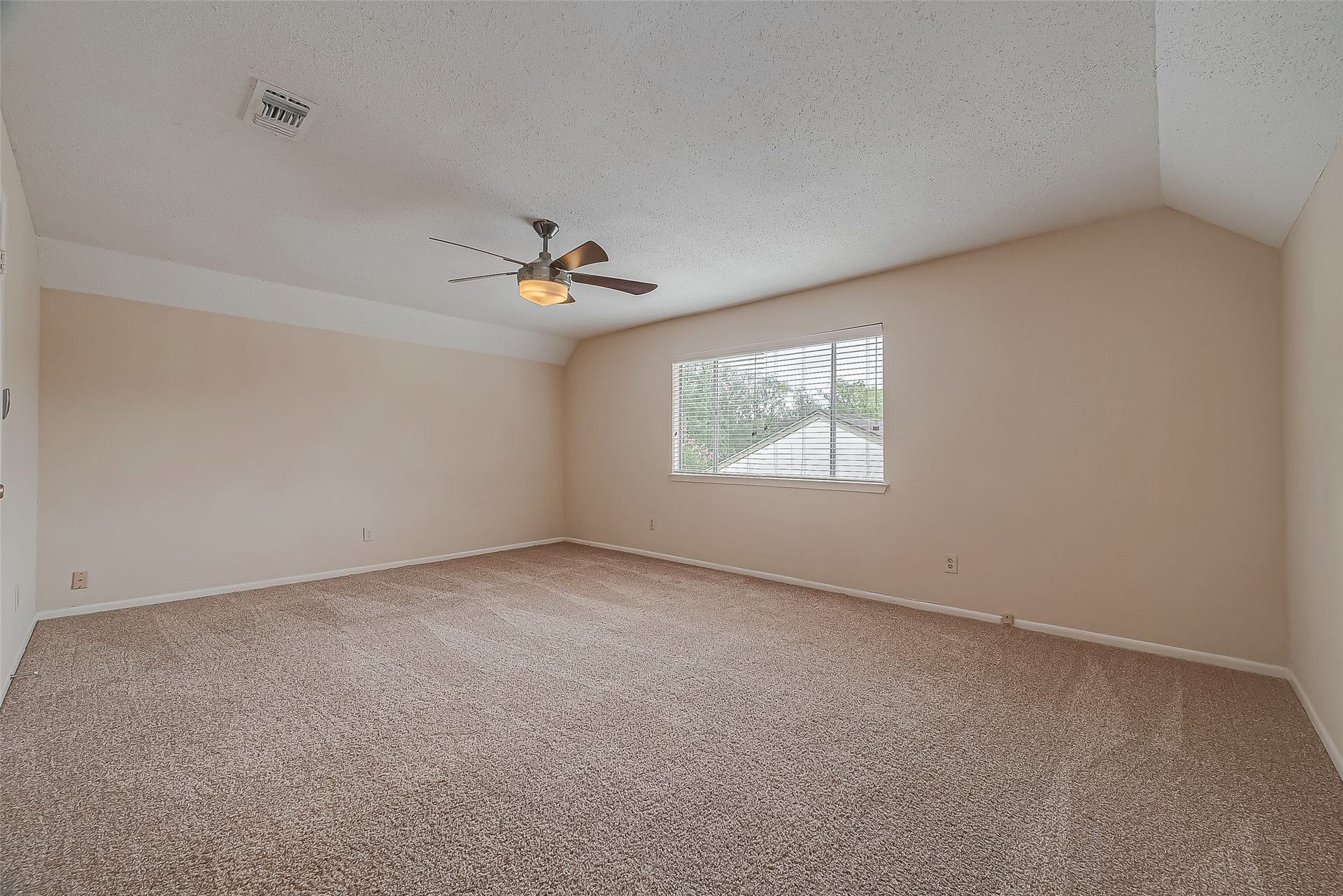 3022 Sam Houston Drive, Sugar Land, TX 77479