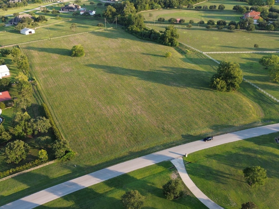 Property photo for 2923 Blue Grass Drive, Richmond, TX