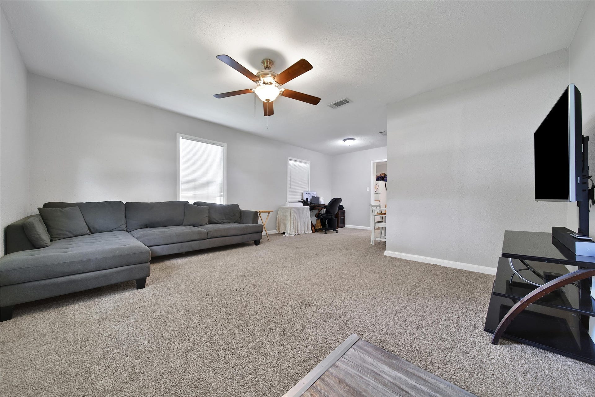 1606 W 8th Street, Freeport, TX 77541